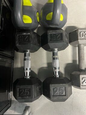 Pair of 25 lb Hex Rubber Dumbbells - Black